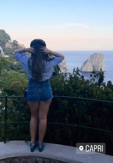 Larissa Manoela