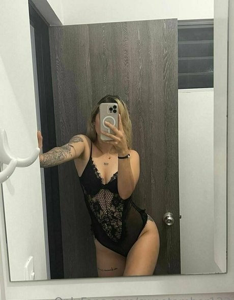 Nahá fotka uniklých OnlyFans od Camil0530