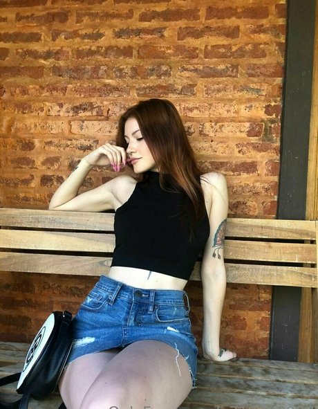 Nahá fotka uniklých OnlyFans od Mariposssa2002