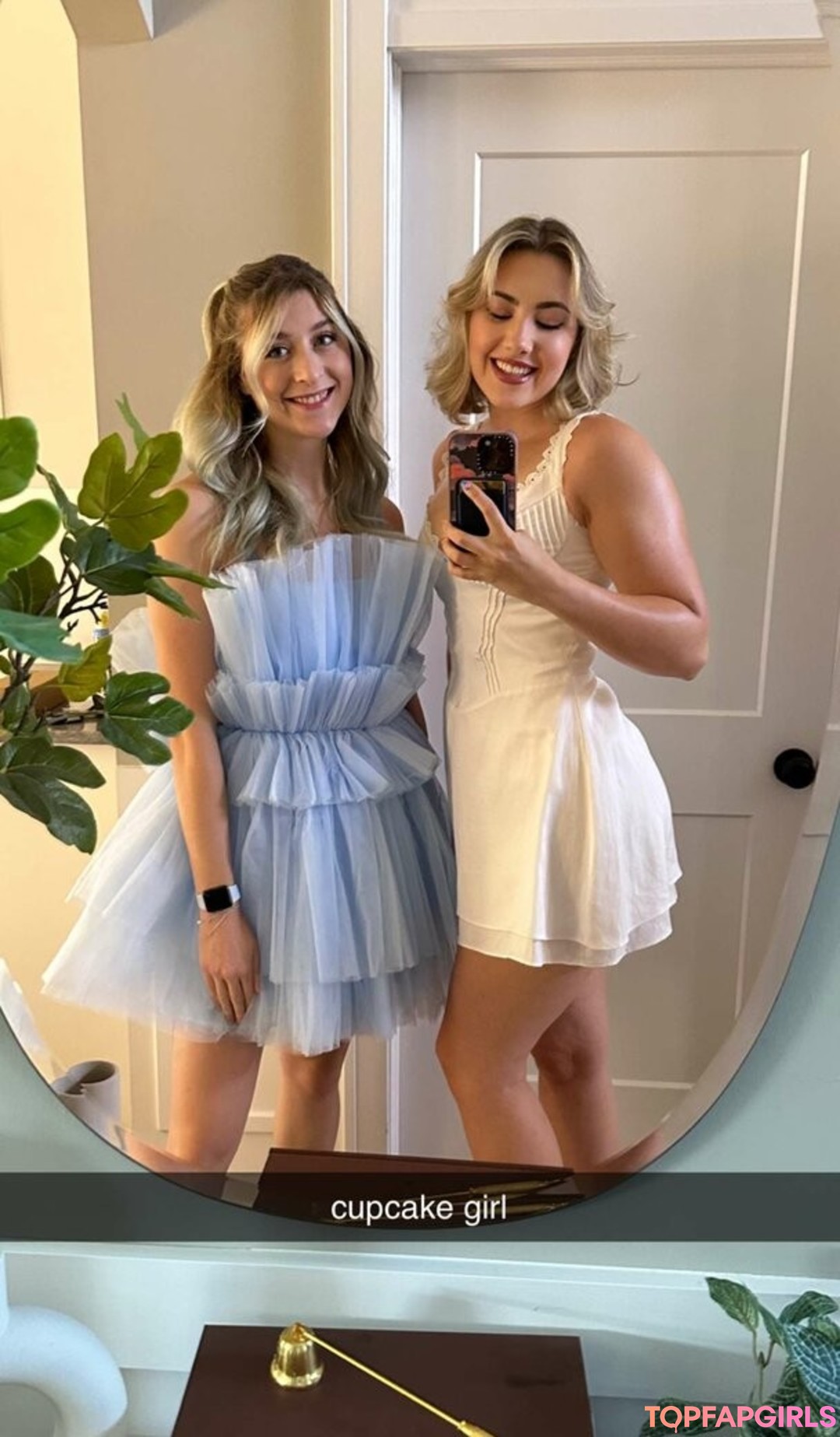 Nahá fotka uniklých OnlyFans od Pineapplebrat #1119