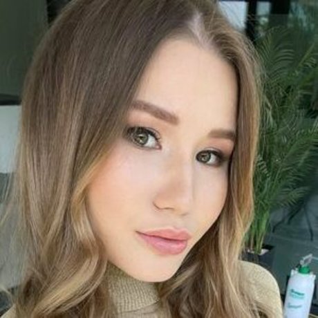 Nahá fotka uniklých OnlyFans od Amalia Davis