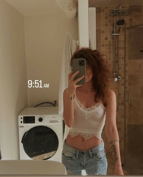 Nøgent lækket OnlyFans-billede af Lindsay Demeola