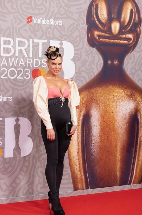 Nahá fotka uniklých OnlyFans od Billie Piper