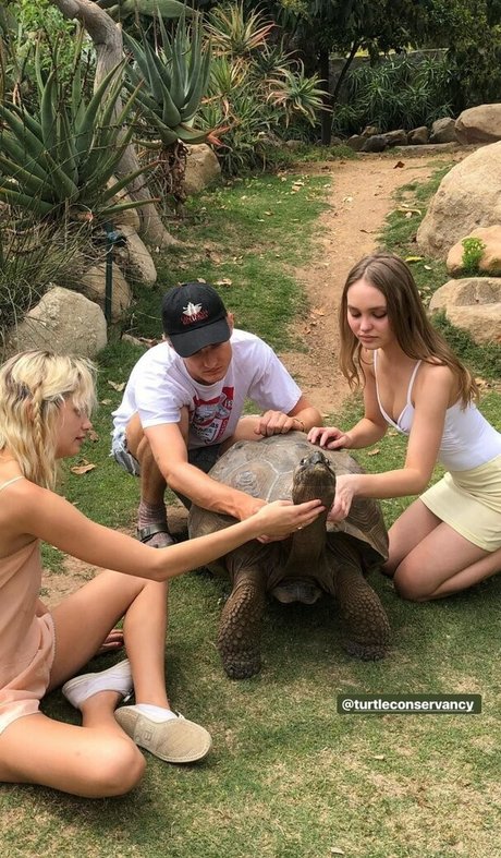 Lilyrose Depp