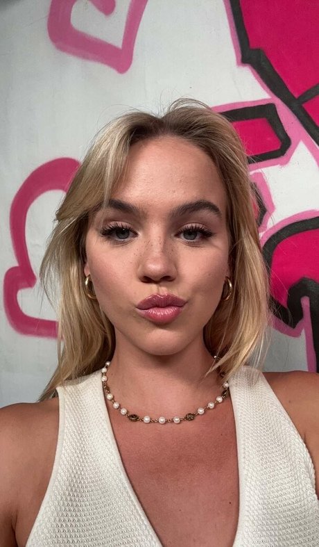 Foto desnuda filtrada de OnlyFans de Emma Brooks