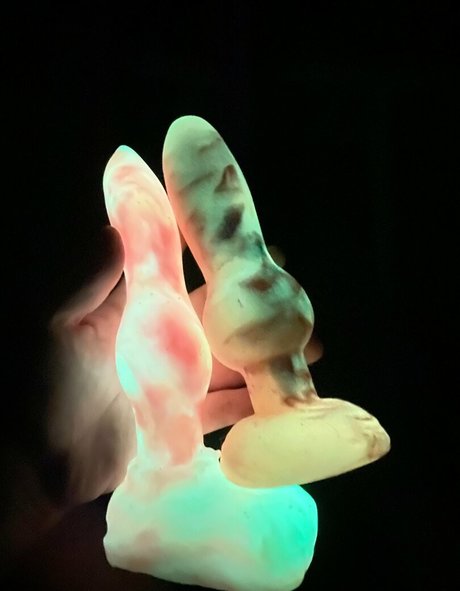 Naken läckt OnlyFans-bild av Vinnybun