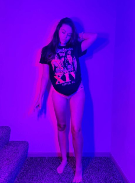 Naken läckt OnlyFans-bild av Girloncinema