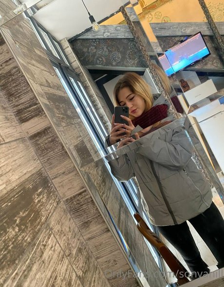 Обнаженная фотография утечки OnlyFans от Sonyahill