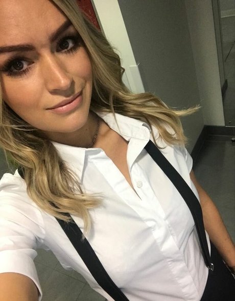 Laura Woods