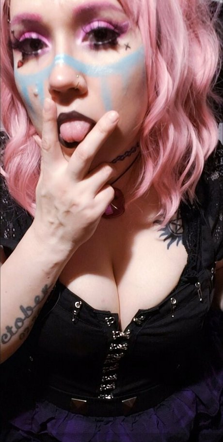 Nahá fotka uniklých OnlyFans od Vvpurplerosevv