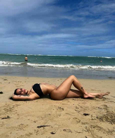 Nahá fotka uniklých OnlyFans od Yai Tejera