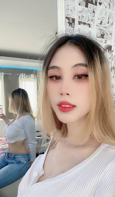 Nahá fotka uniklých OnlyFans od Kura Oneesan