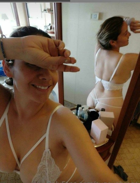 Nagie wyciekłe zdjęcie OnlyFans od Sugey Abrego