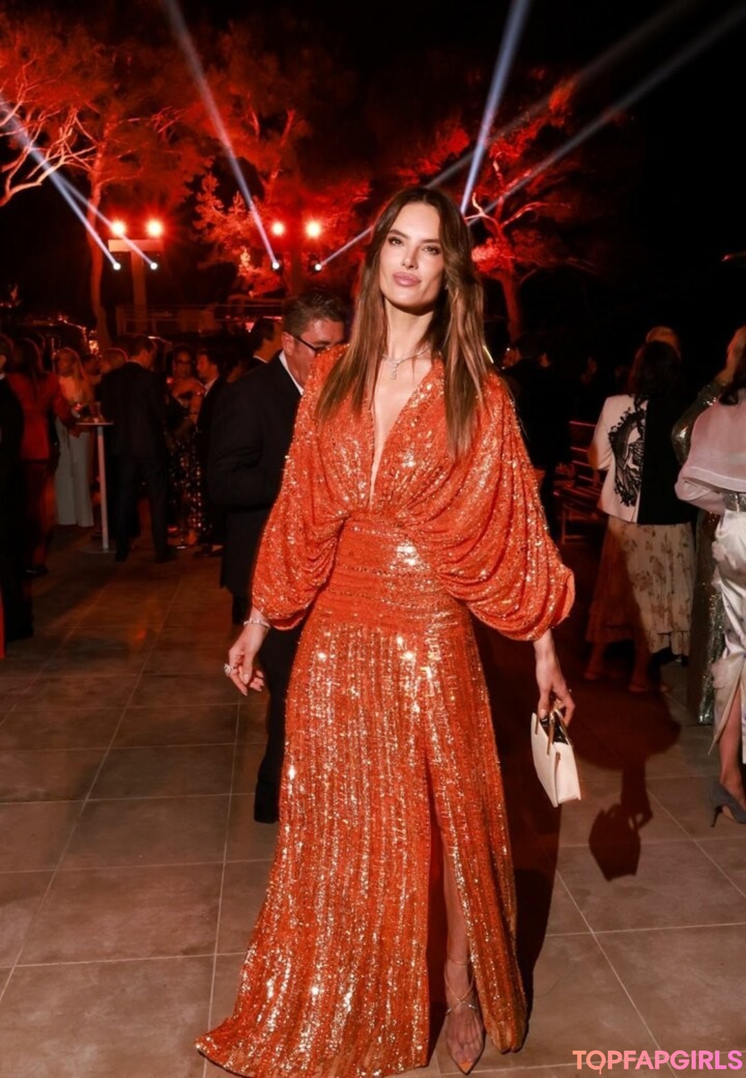 Nahá fotka uniklých OnlyFans od Alessandra Ambrosio #1088