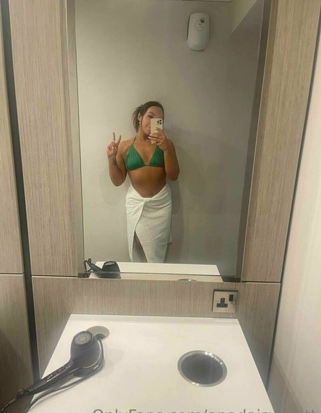 Anadaisyscott