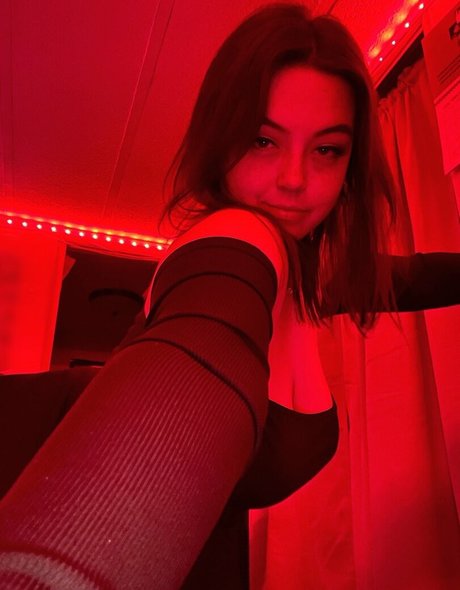 Nahá fotka uniklých OnlyFans od Riah4real