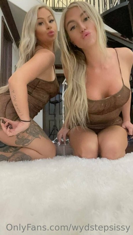 Nahá fotka uniklých OnlyFans od Wydstepsissy