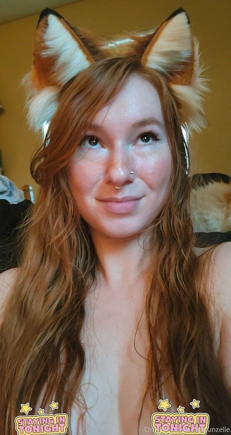 Naken läckt OnlyFans-bild av Redpunzelle