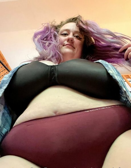 Naughtynyxiefree