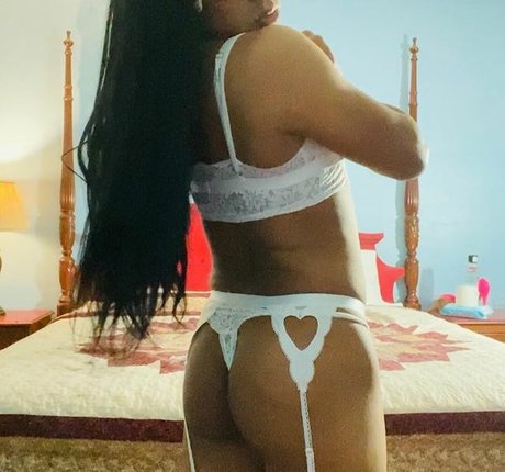 Alexiacdgirl OnlyFans 유출 누드 사진