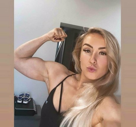 Thefitnessbarbiie