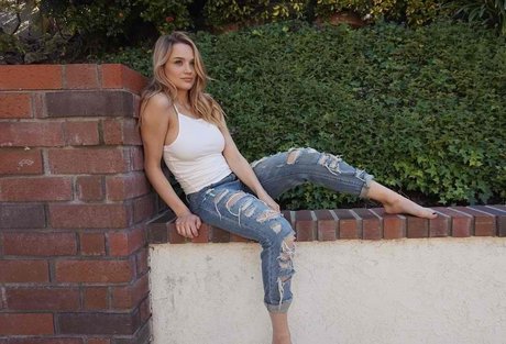 Hunter King