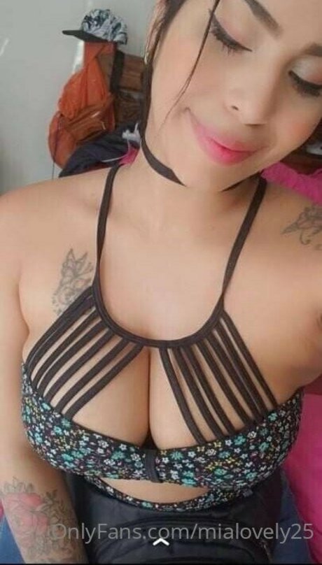 Mialovely25