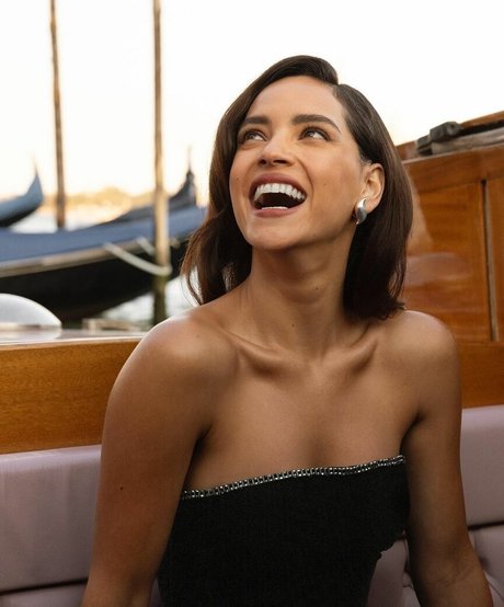 Adria Arjona