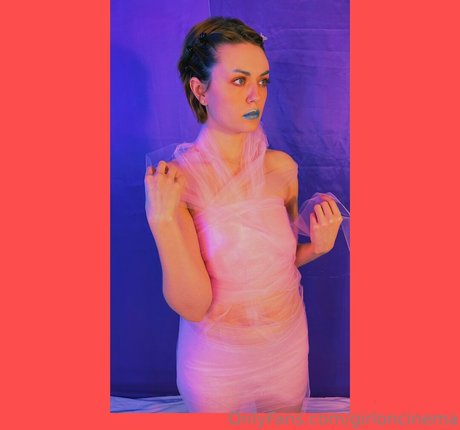 Girl On Cinema