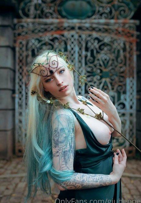 Nahá fotka uniklých OnlyFans od Giulia Henne