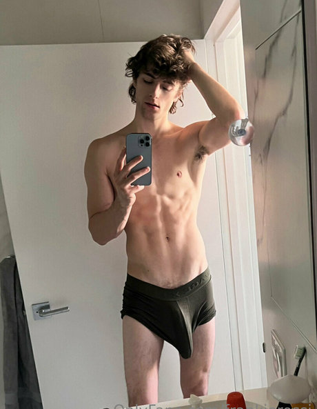 Naken läckt OnlyFans-bild av Frankierossi
