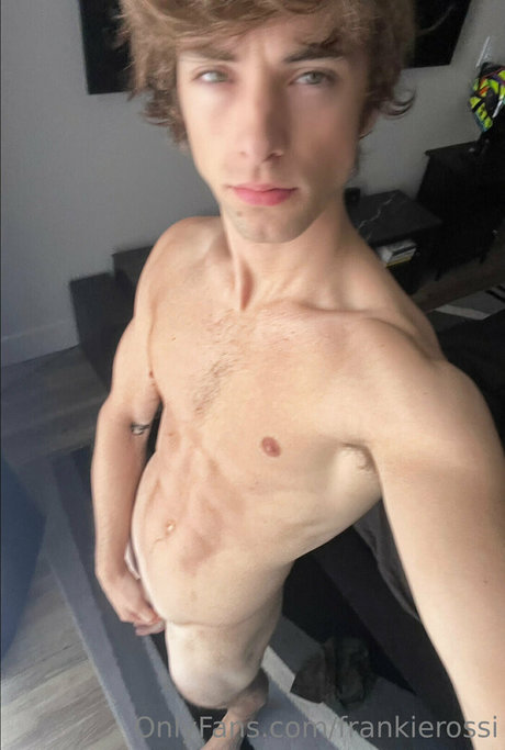 Nahá fotka uniklých OnlyFans od Frankierossi