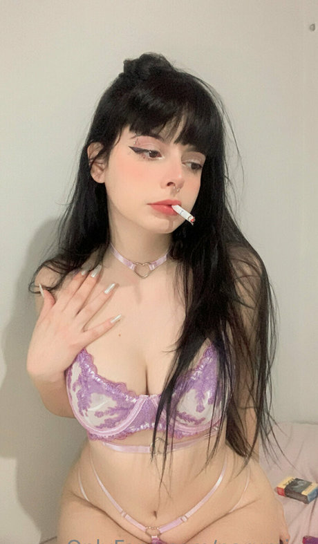 Foto di nudo di fuga di OnlyFans di Lolitaxwn