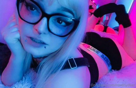 Nahá fotka uniklých OnlyFans od Ninehydras