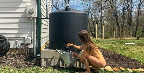 Naken läckt OnlyFans-bild av The Naked Gardener
