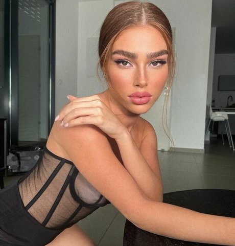 Photo nue de fuite OnlyFans de Eden Chanel