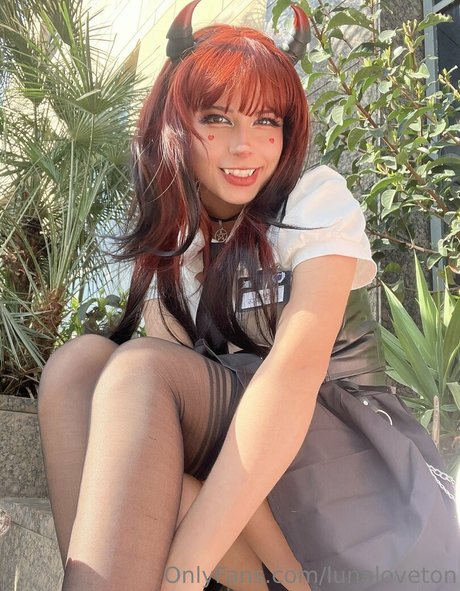 Naken lekkede OnlyFans-bilde av Lunaloveton