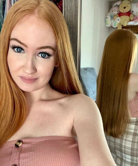Nahá fotka uniklých OnlyFans od Burinski Twins