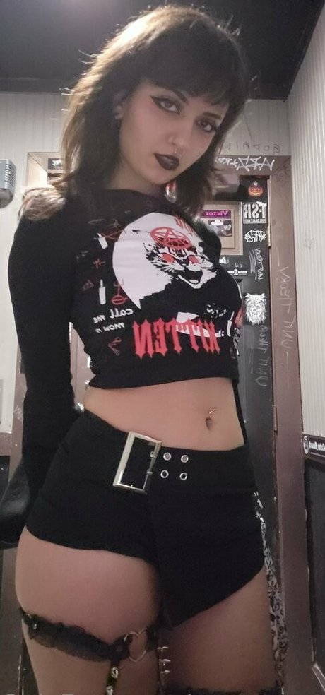 Emostonergorl