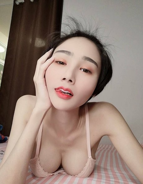 Photo nue de fuite OnlyFans de Valentine8official