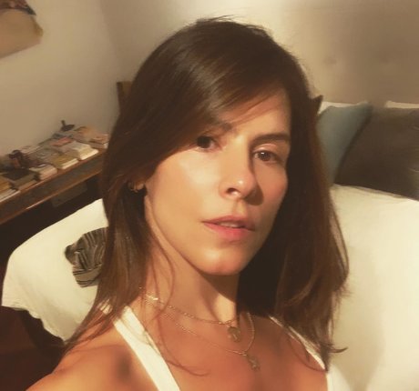 Alaston vuotanut OnlyFans-kuva Zharick Leon