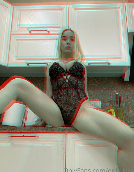 Naken läckt OnlyFans-bild av Onlykira