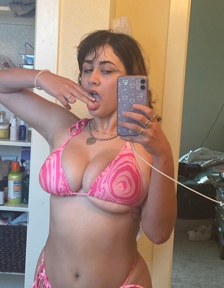Oatmilkmommy  nude leaked OnlyFans photo