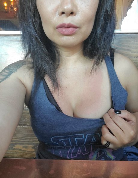 Naken läckt OnlyFans-bild av Vivsai