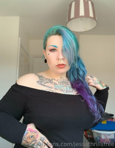 Nahá fotka uniklých OnlyFans od Jessathrillsfree