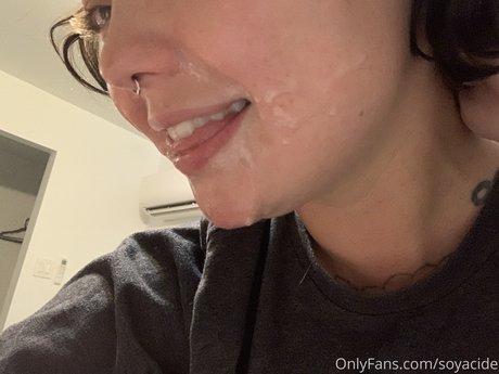 Nahá fotka uniklých OnlyFans od Soyacide