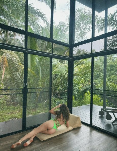 Обнаженная фотография утечки OnlyFans от Robinsoncrusoe
