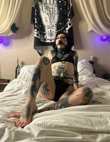 Nacktes geleaktes OnlyFans-Foto von Drakenlady