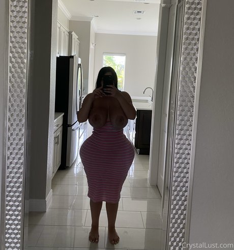 Nahá fotka uniklých OnlyFans od Crystal Lust
