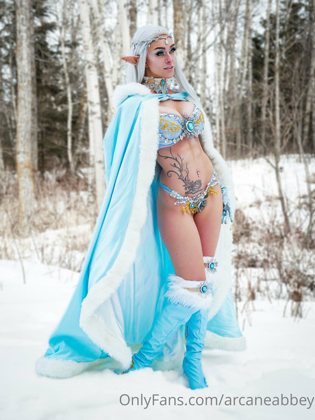Nahá fotka uniklých OnlyFans od Arcane Abbey